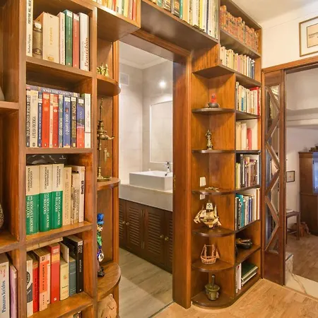 Avenida Da Liberdade Apartment