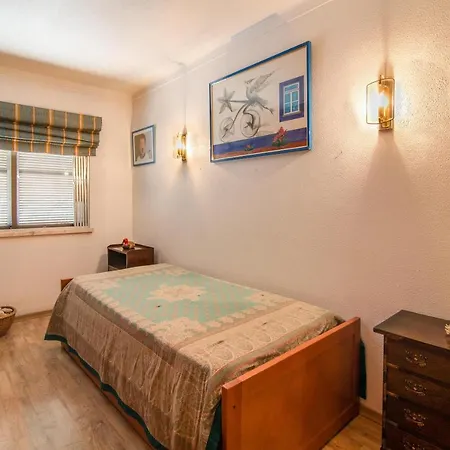 Avenida Da Liberdade * アルブフェイラ